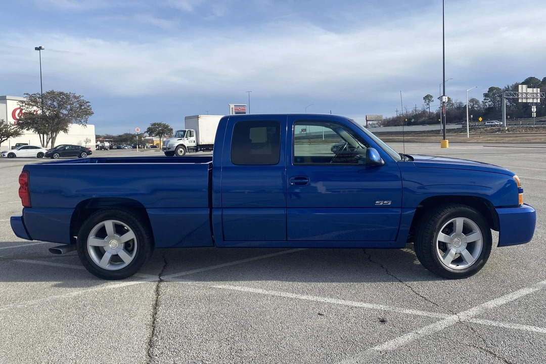 2003 Chevrolet Silverado 1st Gen - Image 3 of 31