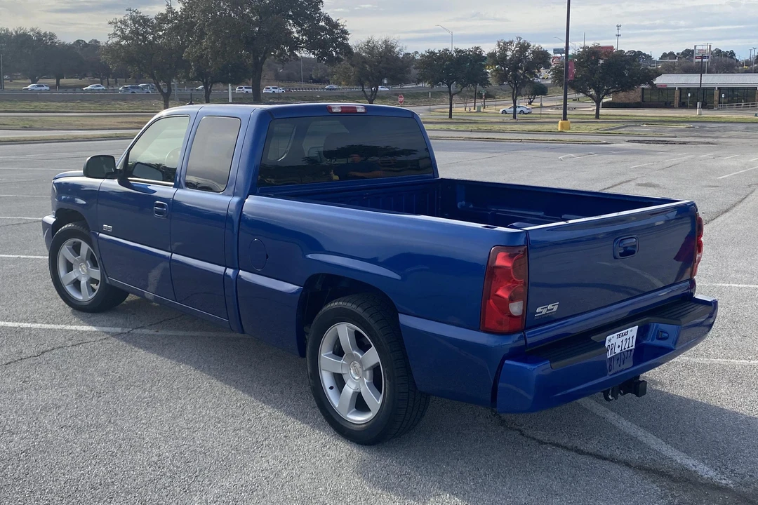 2003 Chevrolet Silverado 1st Gen - Image 4 of 31
