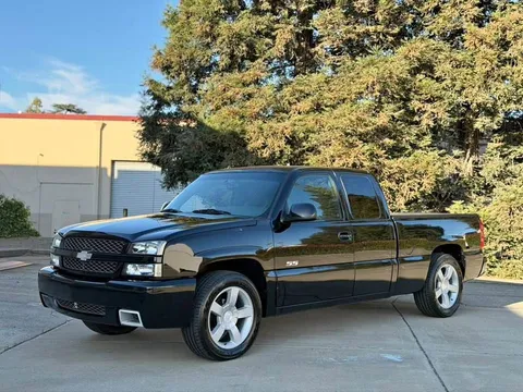 2003 Chevrolet Silverado SS