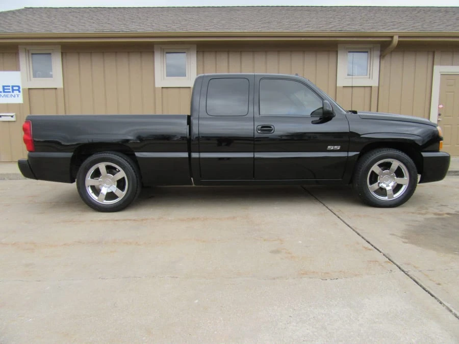 2003 Chevrolet Silverado 1st Gen - Image 2 of 11
