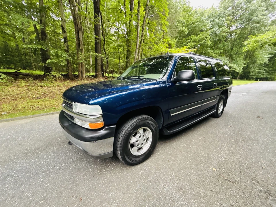 2003 Chevrolet Suburban 9th Gen - Image 31 of 31