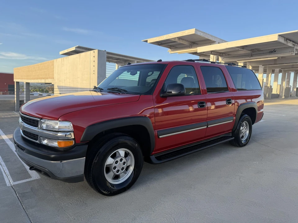 2003 Chevrolet Suburban 9th Gen - Image 22 of 31