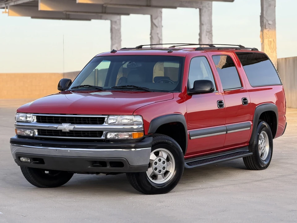 2003 Chevrolet Suburban 9th Gen - Image 21 of 31