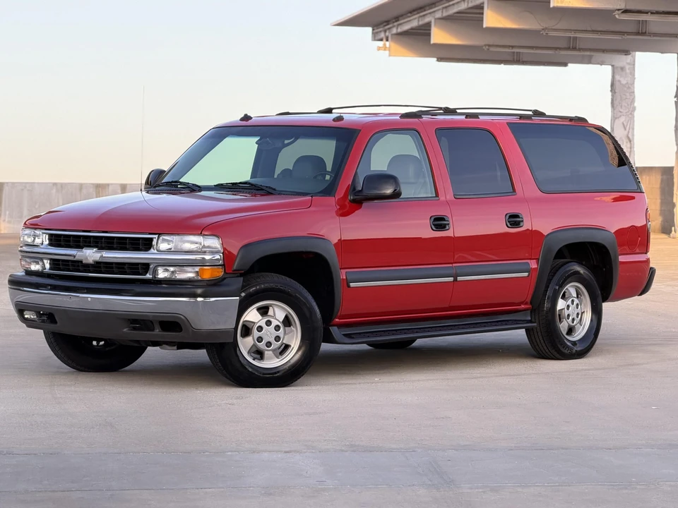2003 Chevrolet Suburban 9th Gen - Image 29 of 31