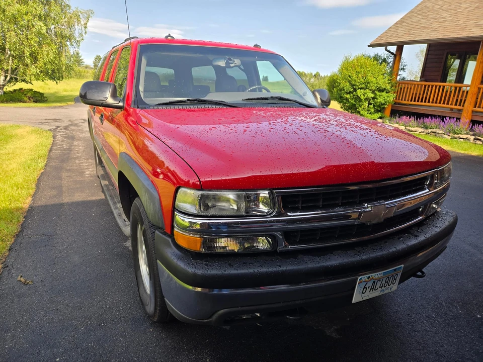 2003 Chevrolet Suburban 9th Gen - Image 18 of 31