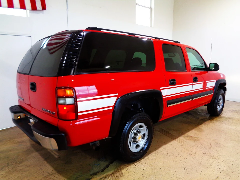 2003 Chevrolet Suburban 9th Gen - Image 6 of 21