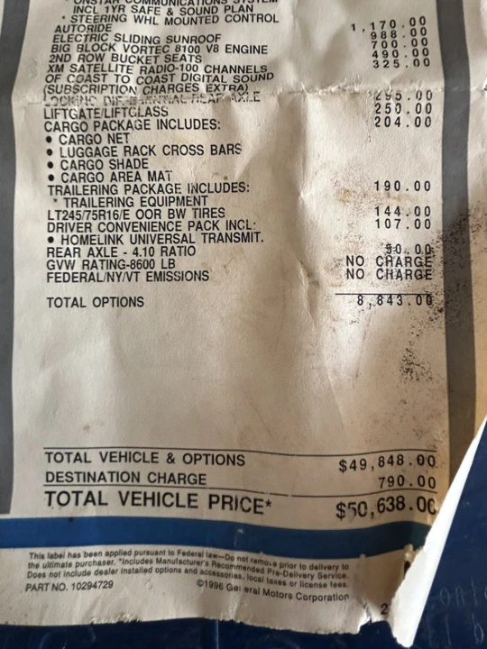 2003 Chevrolet Suburban 9th Gen - Image 2 of 11