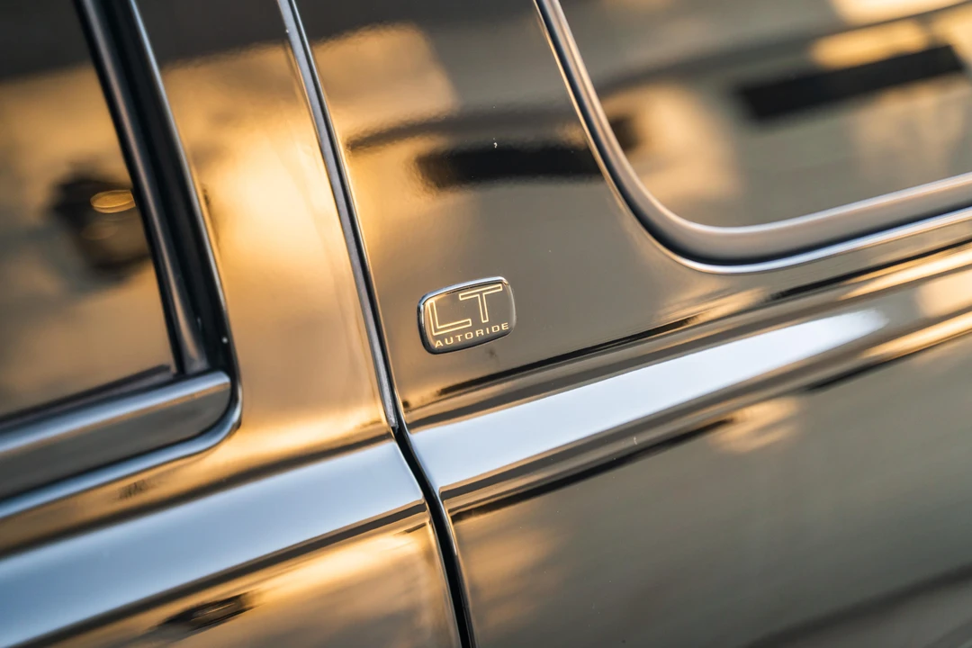 2003 Chevrolet Suburban 9th Gen - Image 29 of 31