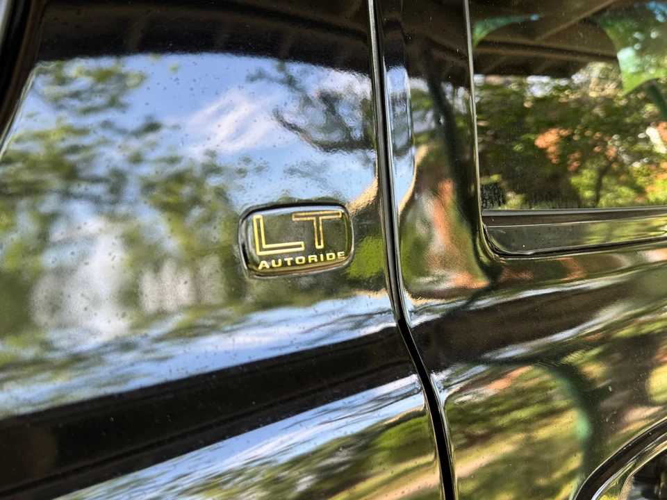 2003 Chevrolet Suburban 9th Gen - Image 31 of 31