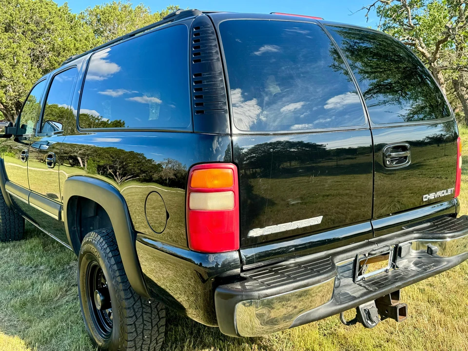 2003 Chevrolet Suburban 9th Gen - Image 22 of 31
