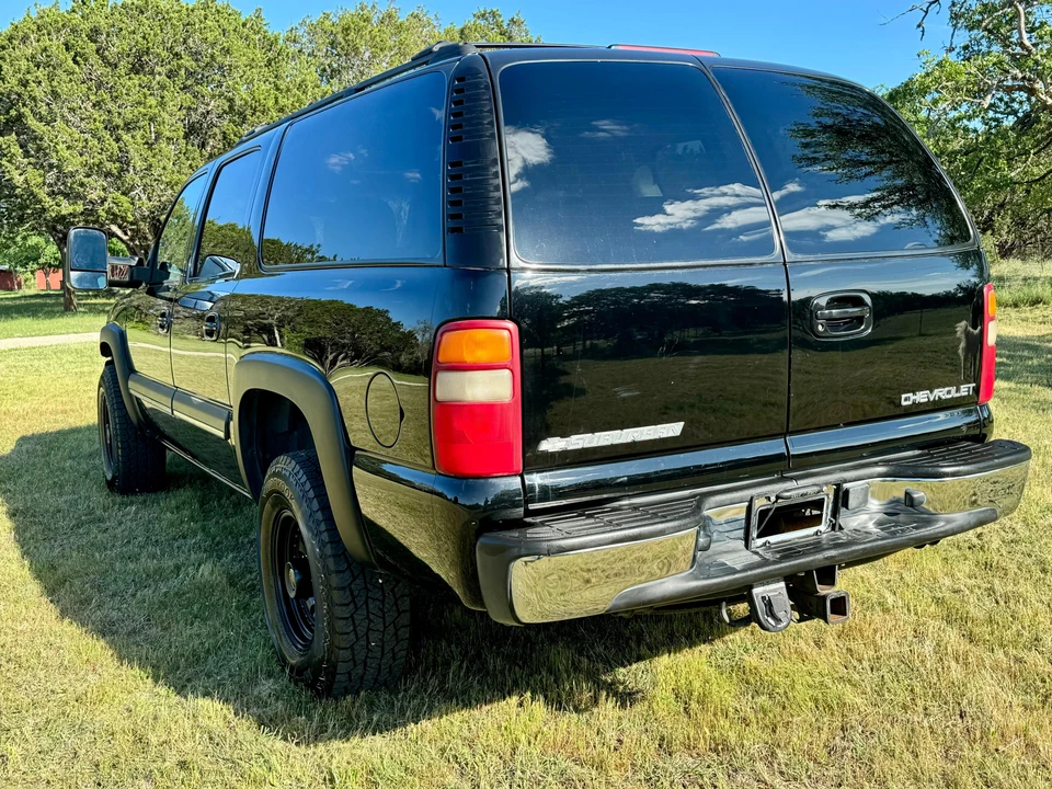 2003 Chevrolet Suburban 9th Gen - Image 7 of 31