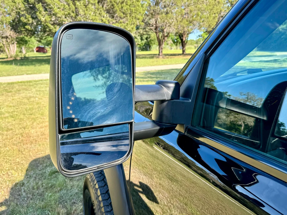 2003 Chevrolet Suburban 9th Gen - Image 17 of 31