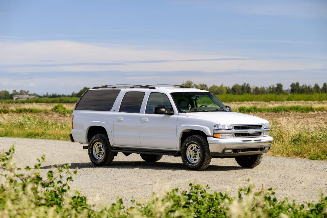 2003 Chevrolet Suburban 9th Gen - Image 20 of 31