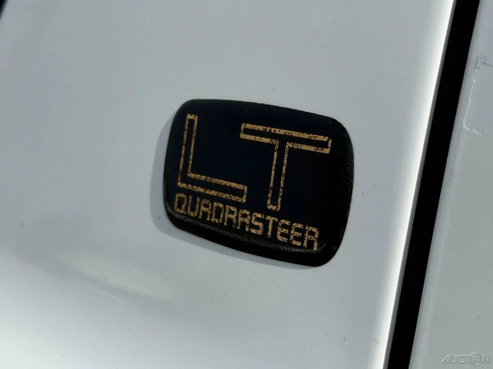 2003 Chevrolet Suburban 9th Gen - Image 12 of 12