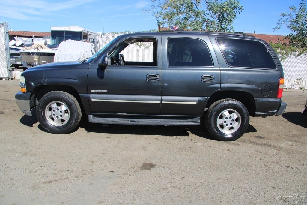 2003 Chevrolet Tahoe 2nd Gen - Image 3 of 21