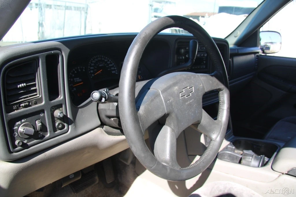 2003 Chevrolet Tahoe 2nd Gen - Image 15 of 21
