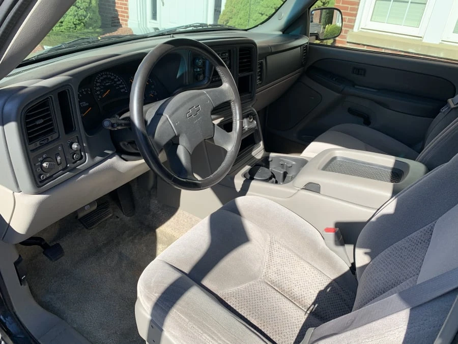 2003 Chevrolet Tahoe 2nd Gen - Image 4 of 9