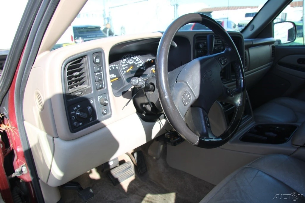2003 Chevrolet Tahoe 2nd Gen - Image 15 of 21