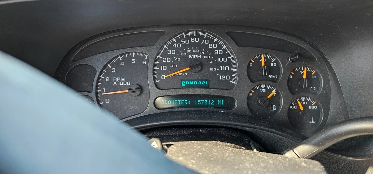 2003 Chevrolet Tahoe 2nd Gen - Image 3 of 19