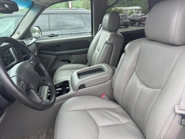 2003 Chevrolet Tahoe 2nd Gen - Image 9 of 22