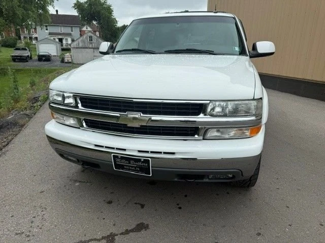 2003 Chevrolet Tahoe 2nd Gen - Image 2 of 22