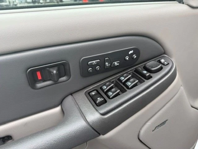 2003 Chevrolet Tahoe 2nd Gen - Image 10 of 22