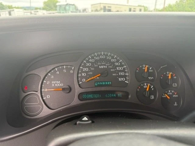2003 Chevrolet Tahoe 2nd Gen - Image 12 of 22