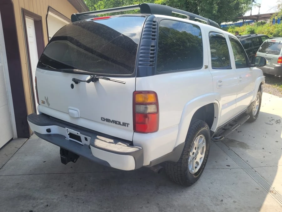 2003 Chevrolet Tahoe 2nd Gen - Image 3 of 16