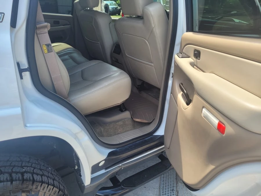 2003 Chevrolet Tahoe 2nd Gen - Image 13 of 16