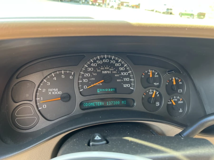 2003 Chevrolet Tahoe 2nd Gen - Image 6 of 11
