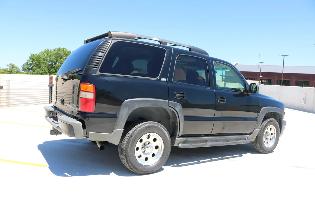 2003 Chevrolet Tahoe 2nd Gen - Image 25 of 31