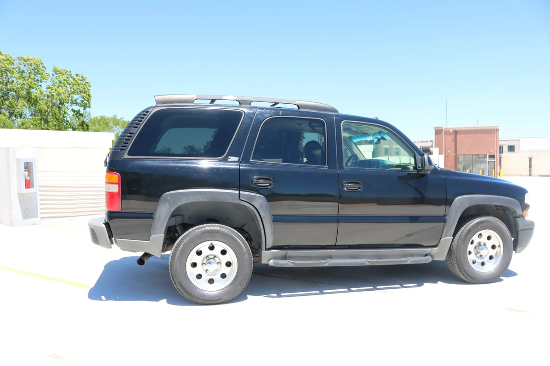 2003 Chevrolet Tahoe 2nd Gen - Image 27 of 31