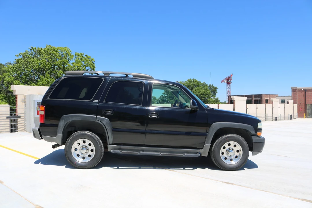 2003 Chevrolet Tahoe 2nd Gen - Image 28 of 31