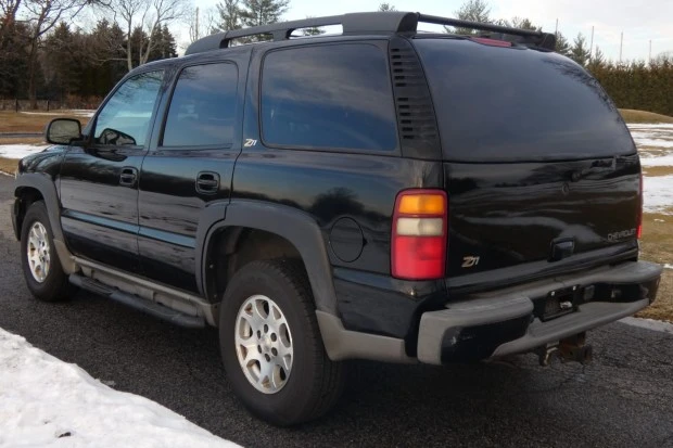 2003 Chevrolet Tahoe 2nd Gen - Image 2 of 7