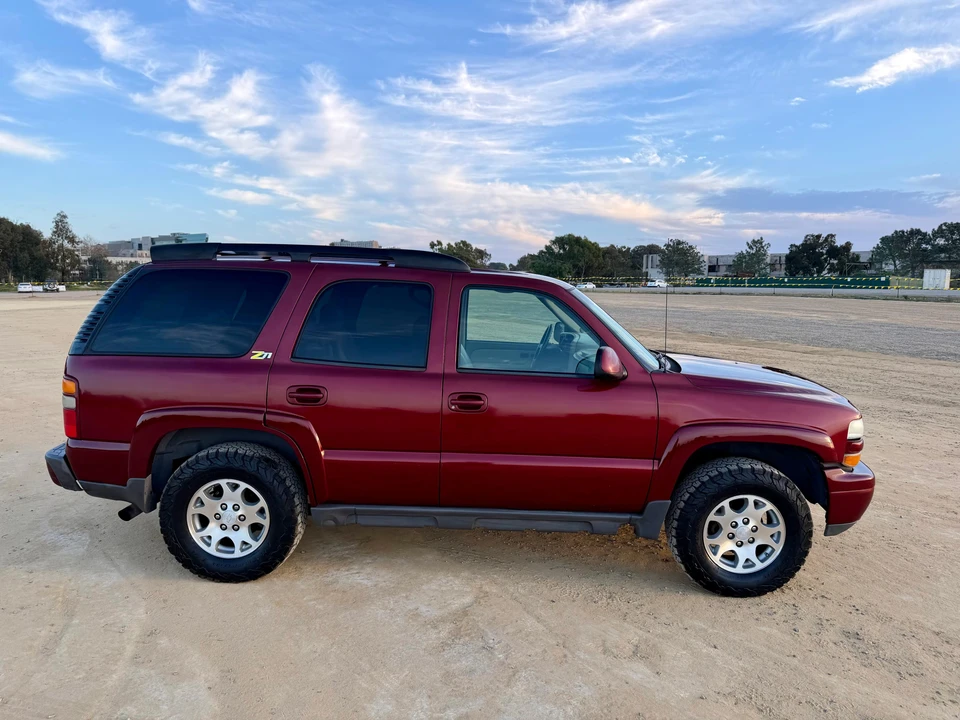 2003 Chevrolet Tahoe 2nd Gen - Image 26 of 31