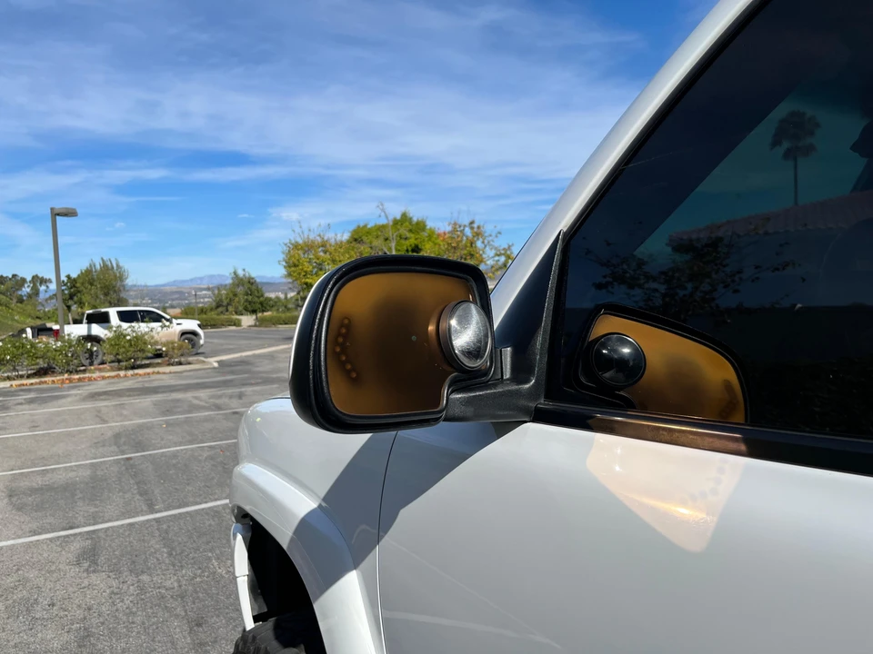 2003 Chevrolet Tahoe 2nd Gen - Image 26 of 31