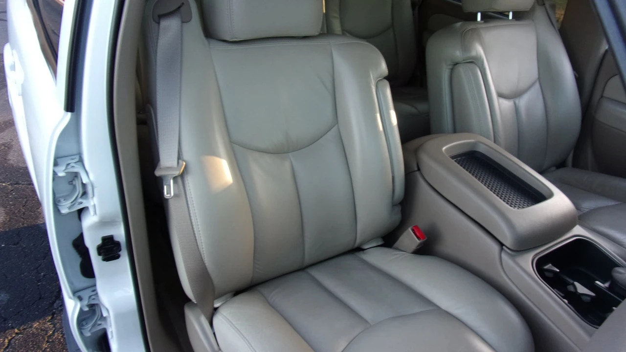 2003 Chevrolet Tahoe 2nd Gen - Image 5 of 22