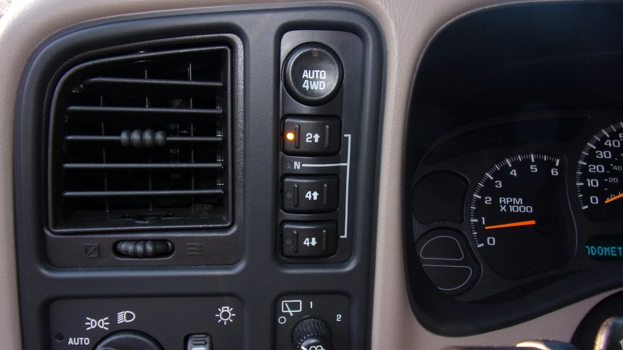 2003 Chevrolet Tahoe 2nd Gen - Image 8 of 22