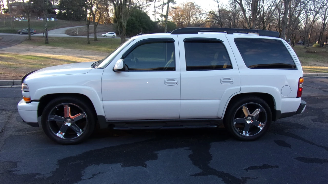 2003 Chevrolet Tahoe 2nd Gen - Image 17 of 22