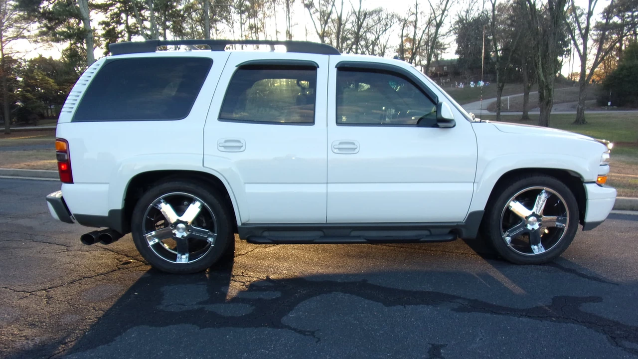 2003 Chevrolet Tahoe 2nd Gen - Image 22 of 22