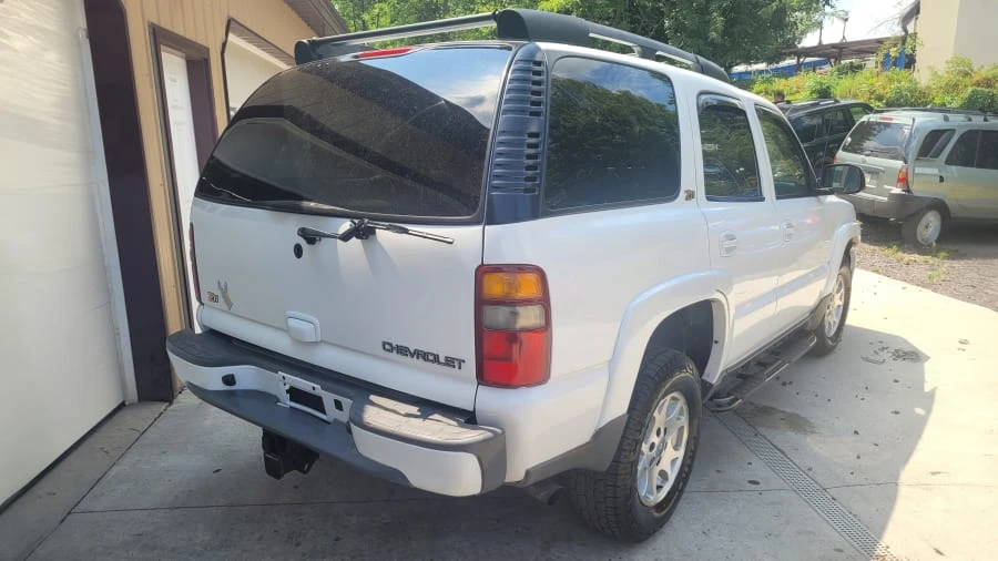 2003 Chevrolet Tahoe 2nd Gen - Image 3 of 12