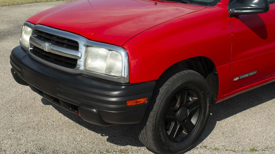 2003 Chevrolet Tracker - Image 9 of 12