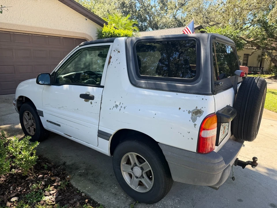 2003 Chevrolet Tracker - Image 3 of 6