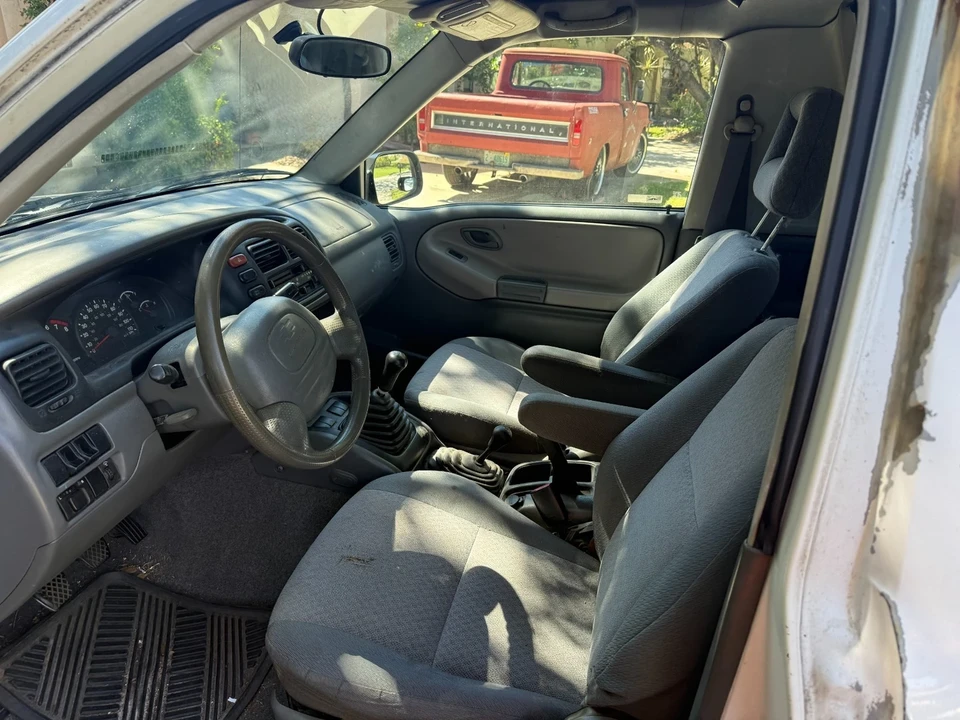 2003 Chevrolet Tracker - Image 4 of 6