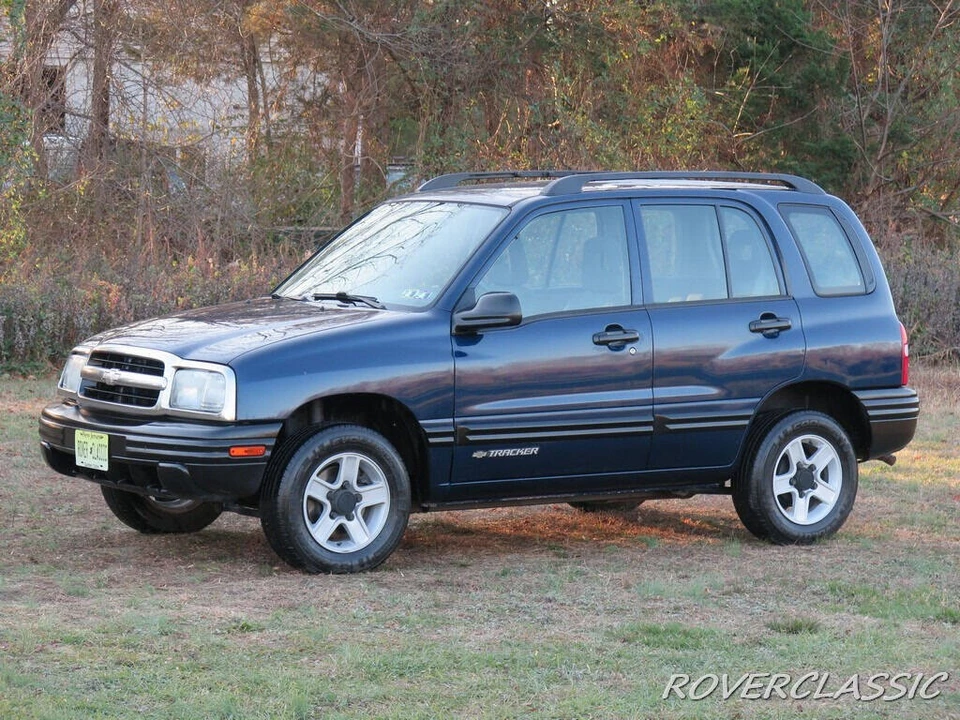 2003 Chevrolet Tracker - Image 10 of 12