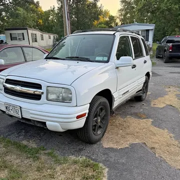 2003 Chevrolet Tracker LT Sport Utility 4D
