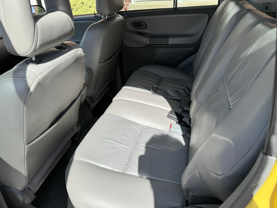 2003 Chevrolet Tracker - Image 5 of 10