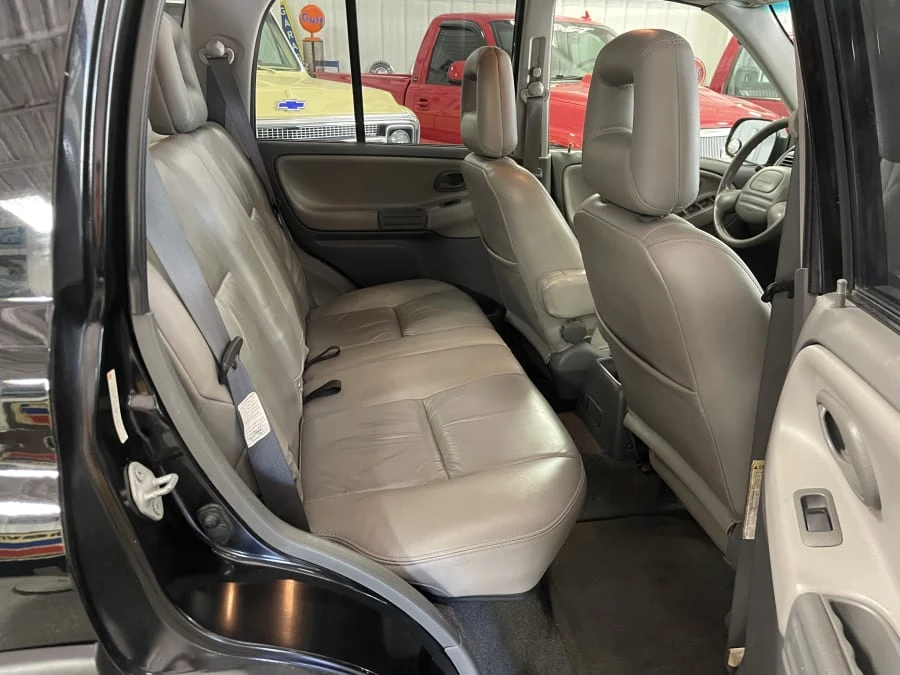 2003 Chevrolet Tracker - Image 8 of 18