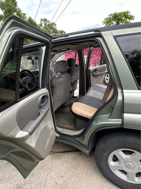 2003 Chevrolet Trailblazer - Image 5 of 13