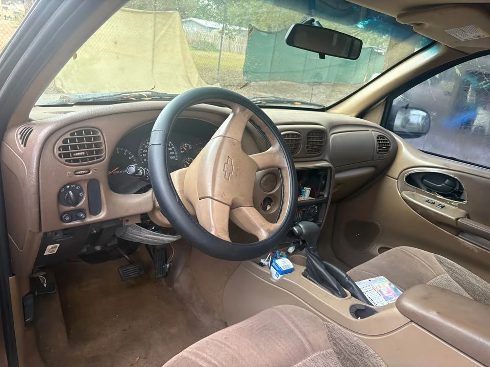 2003 Chevrolet Trailblazer - Image 3 of 5